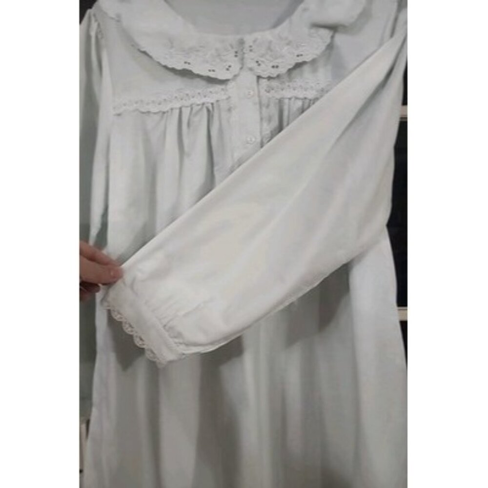 Beautiful Bridal‎ Mint Green Satin Nightgown with Pink Embroidery Vintage Dress - Picture 7 of 16